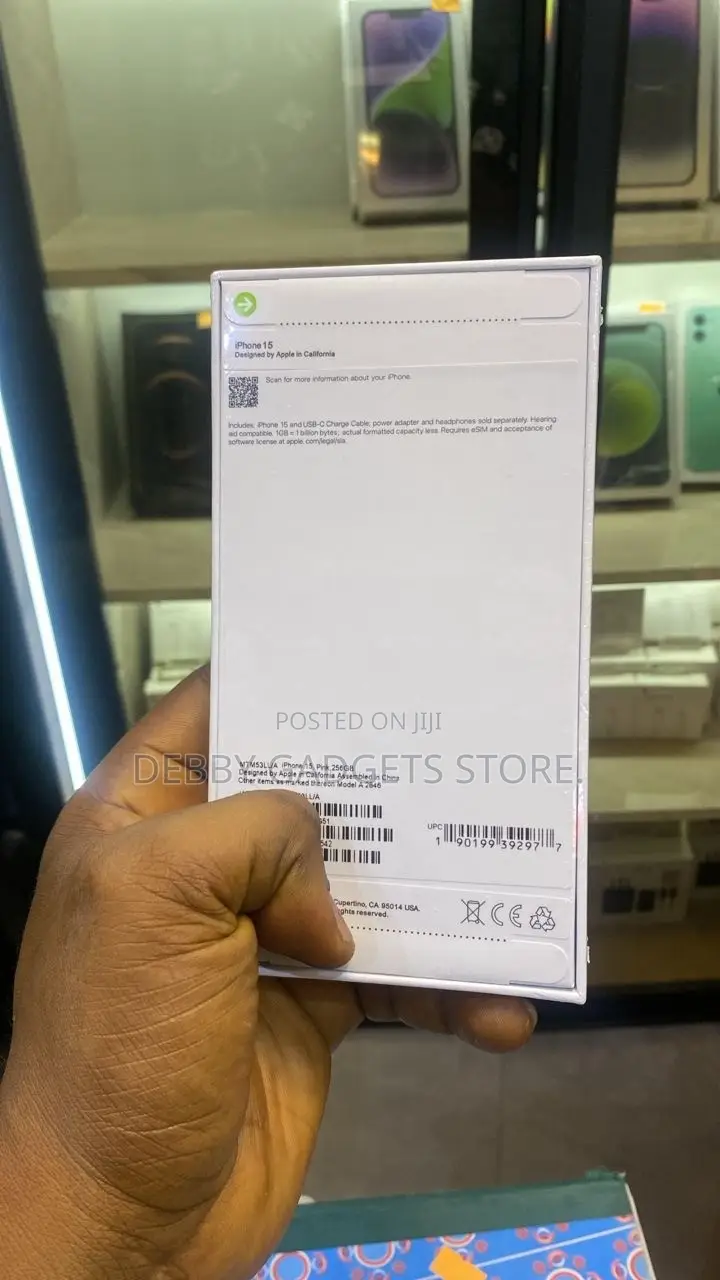 New Apple iPhone 15 256 GB Pink
