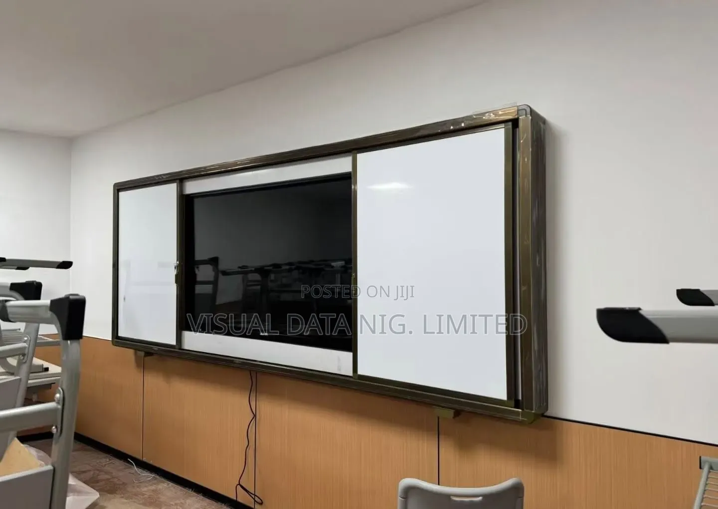 ELON DISPLAY Interactive Flat Panel 98 Inches - With Free Stand