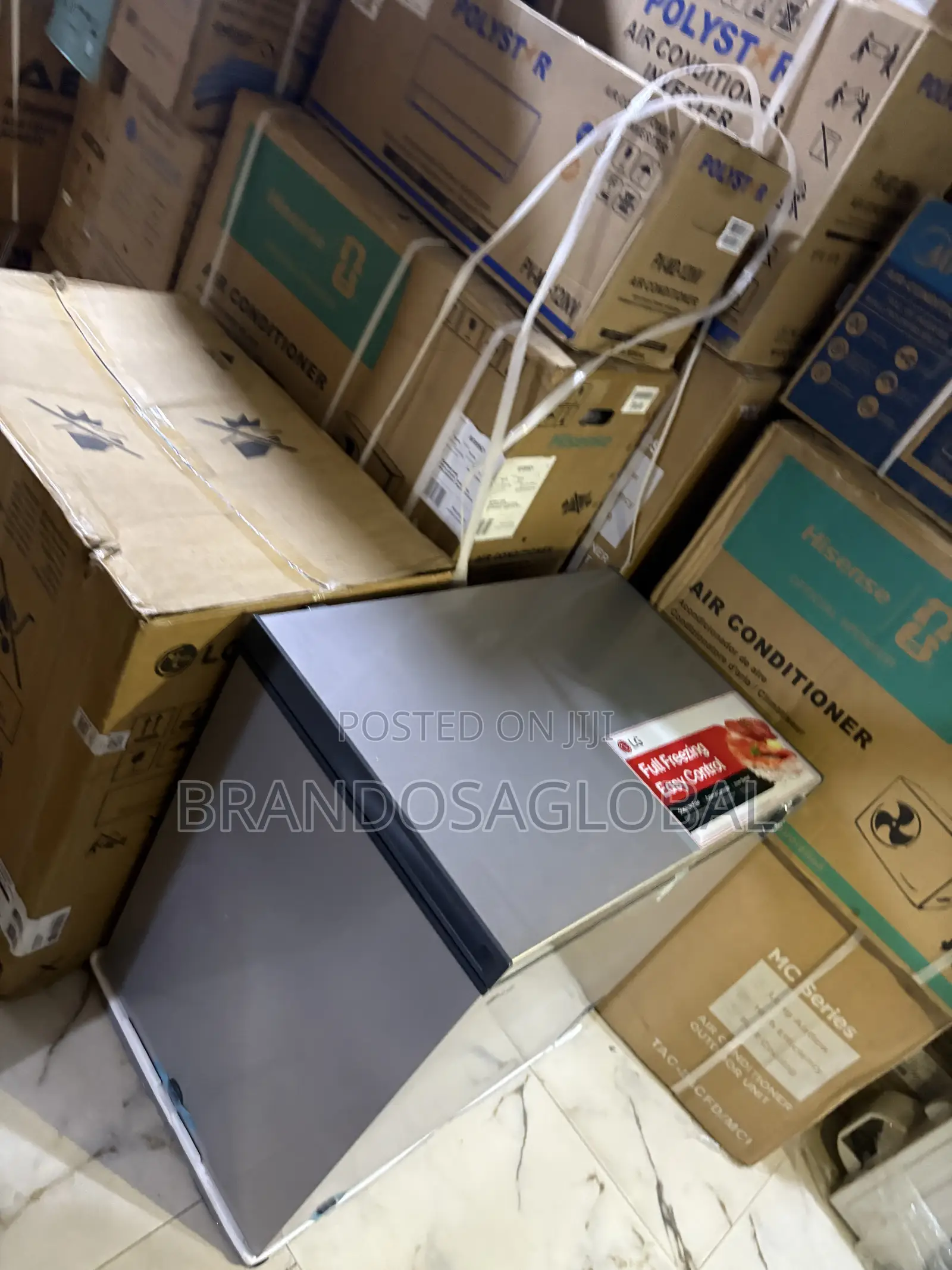 LG 194L Chest Deep Freezer – Fast & Even Cooling