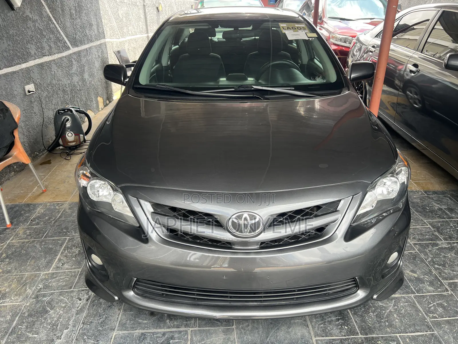 Toyota Corolla 2012 Gray
