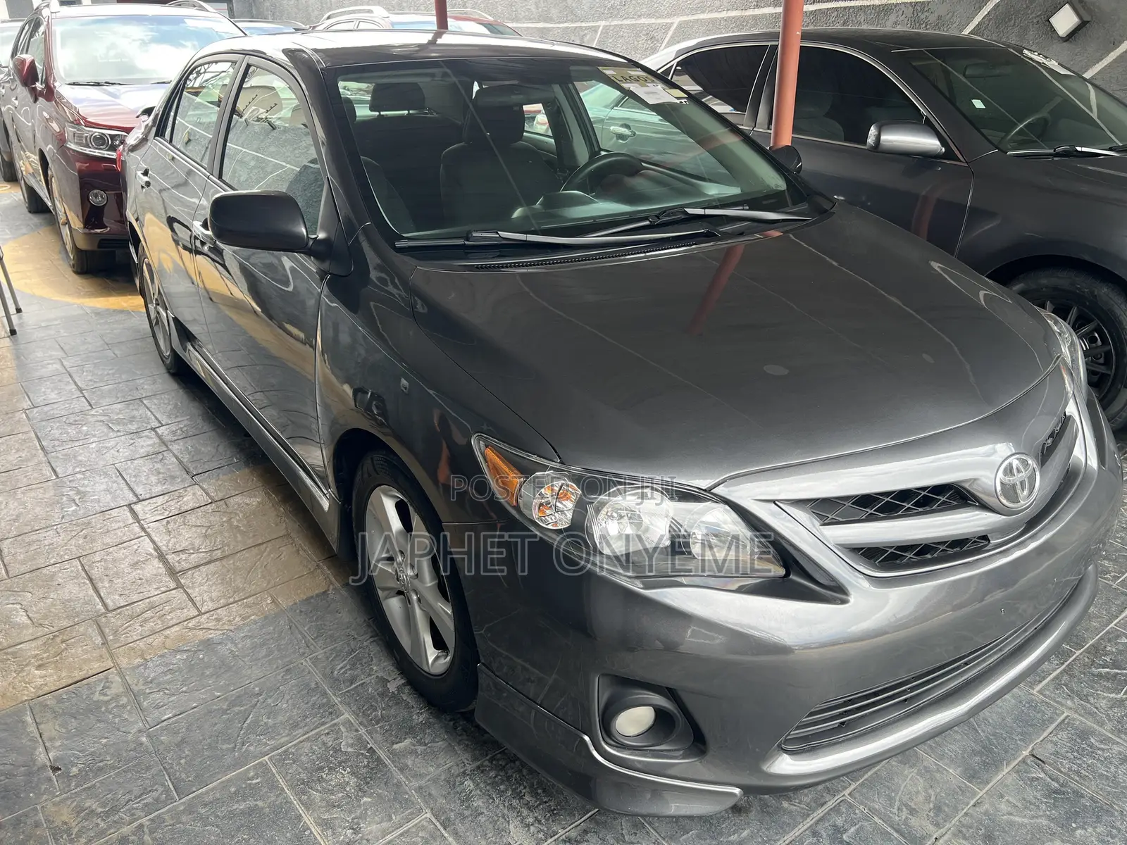 Toyota Corolla 2012 Gray