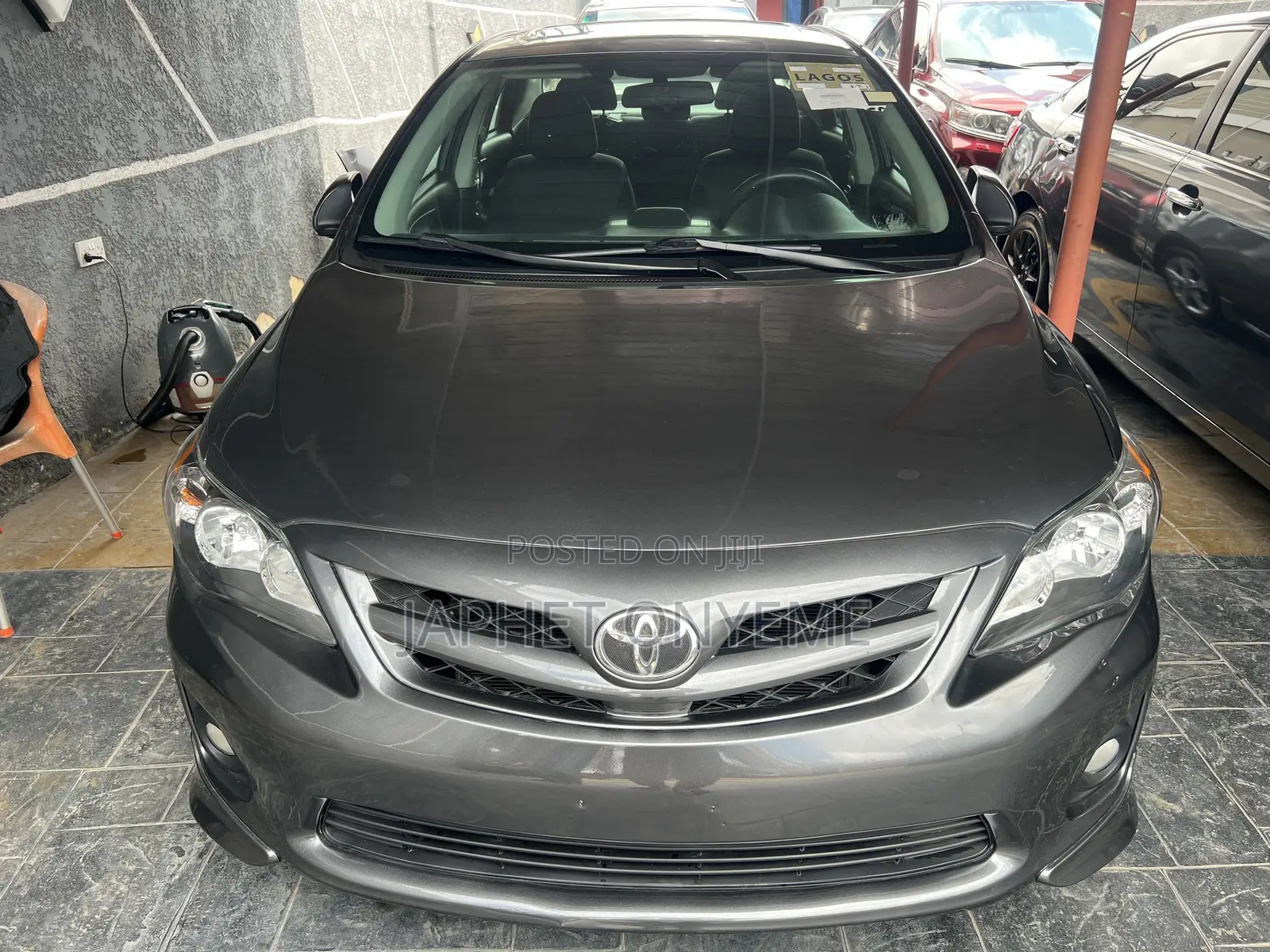 Toyota Corolla 2012 Gray