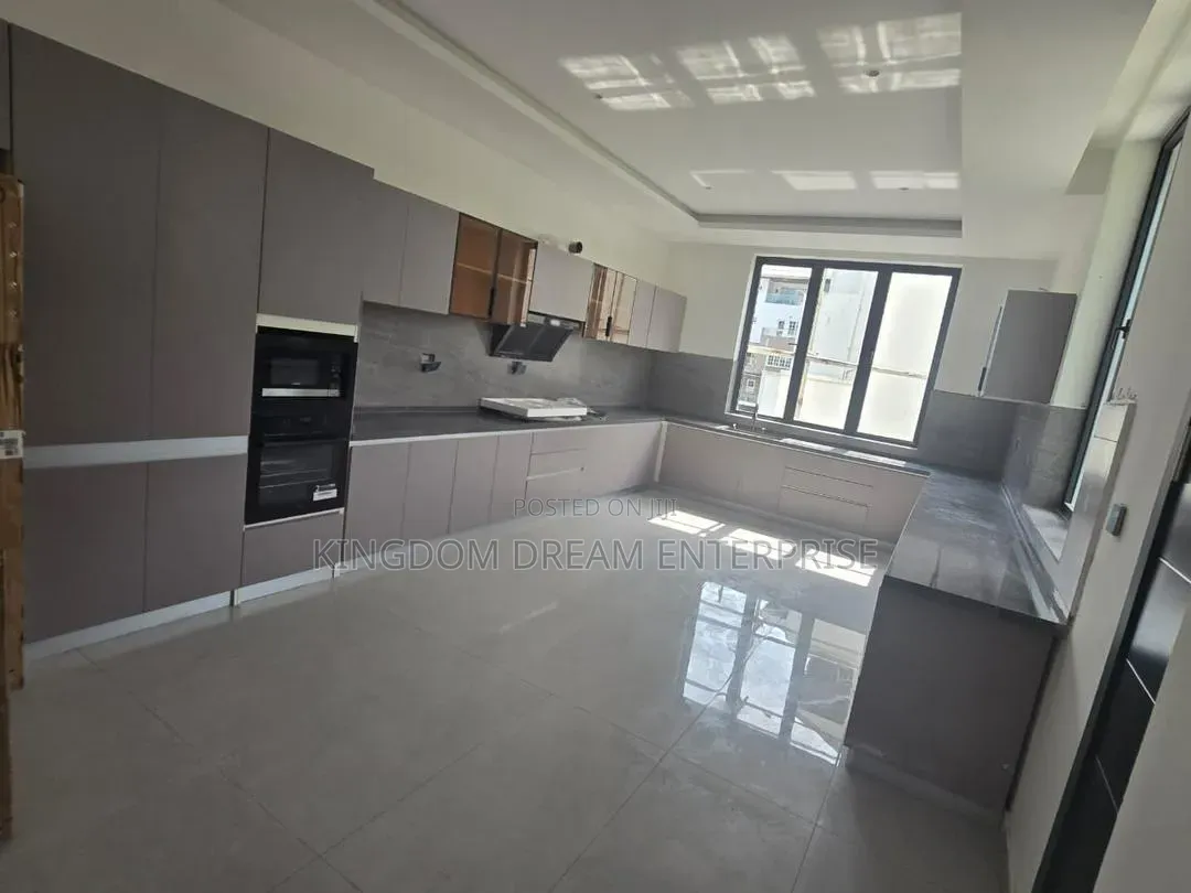 5bdrm House in Old Ikoyi Lagos for rent
