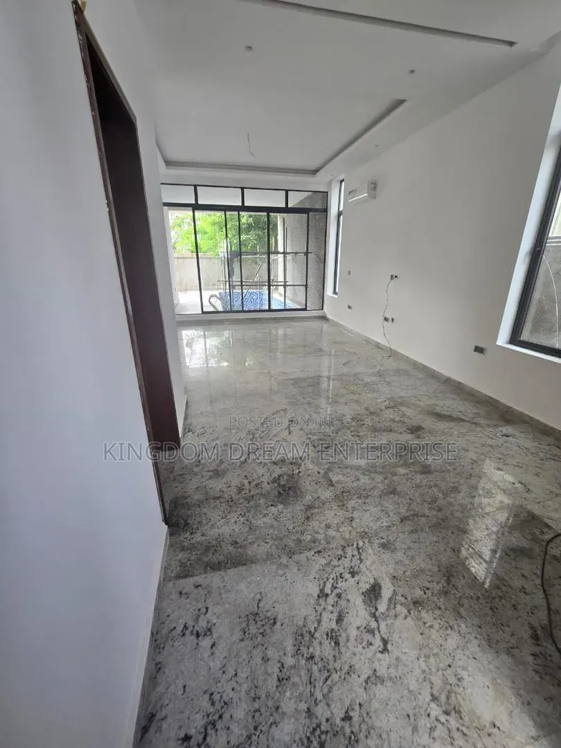 5bdrm House in Old Ikoyi Lagos for rent