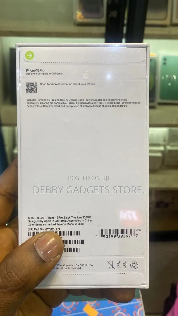 New Apple iPhone 15 Pro 256 GB Black
