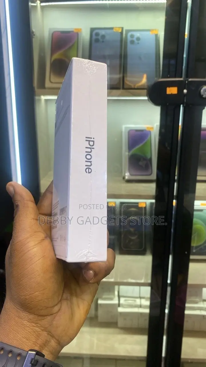 New Apple iPhone 15 Pro 256 GB Black