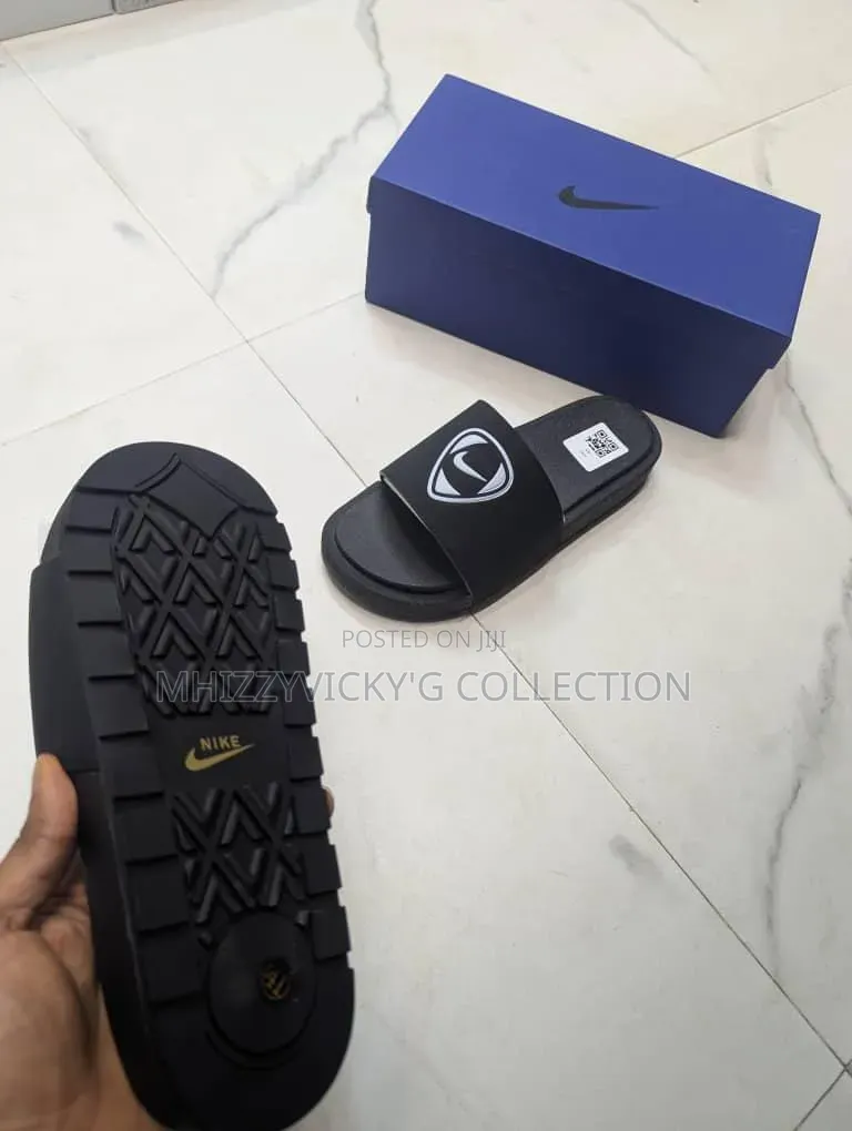 Nike Carton Palm