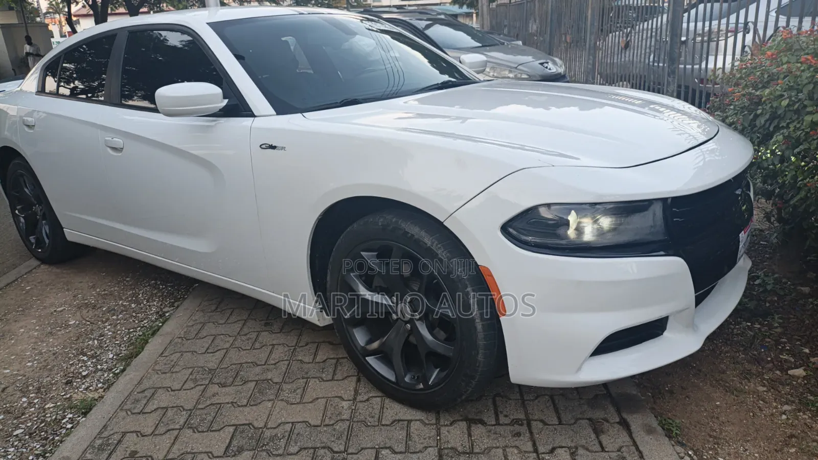 Dodge Charger 2017 White