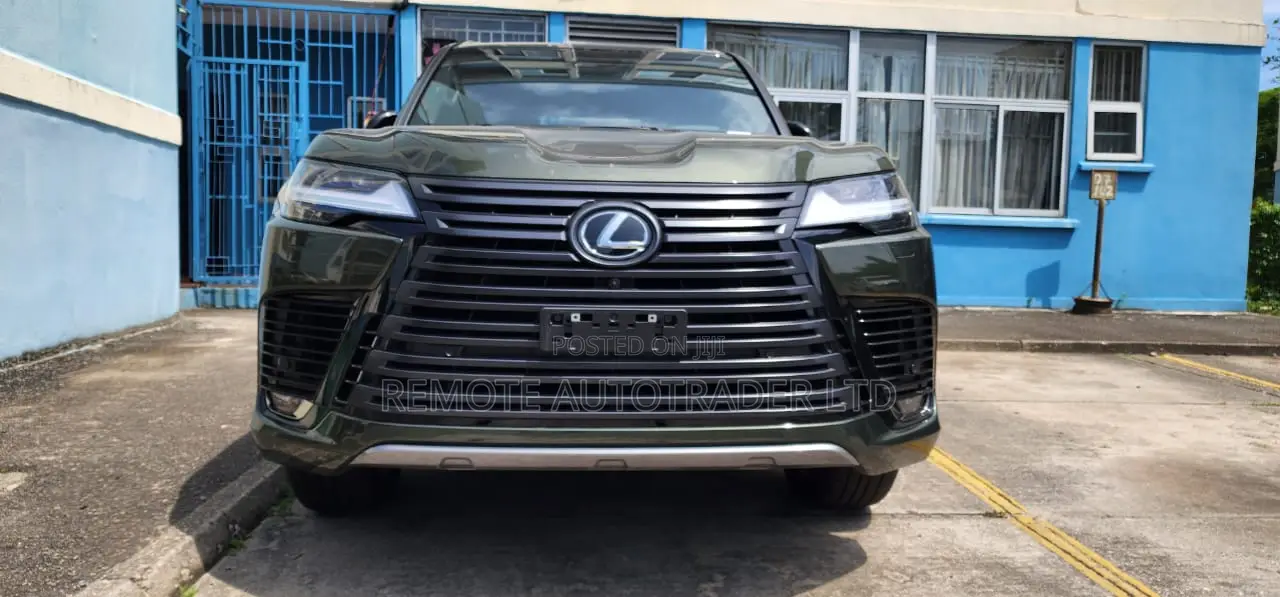 Lexus LX 700h 2025 Green
