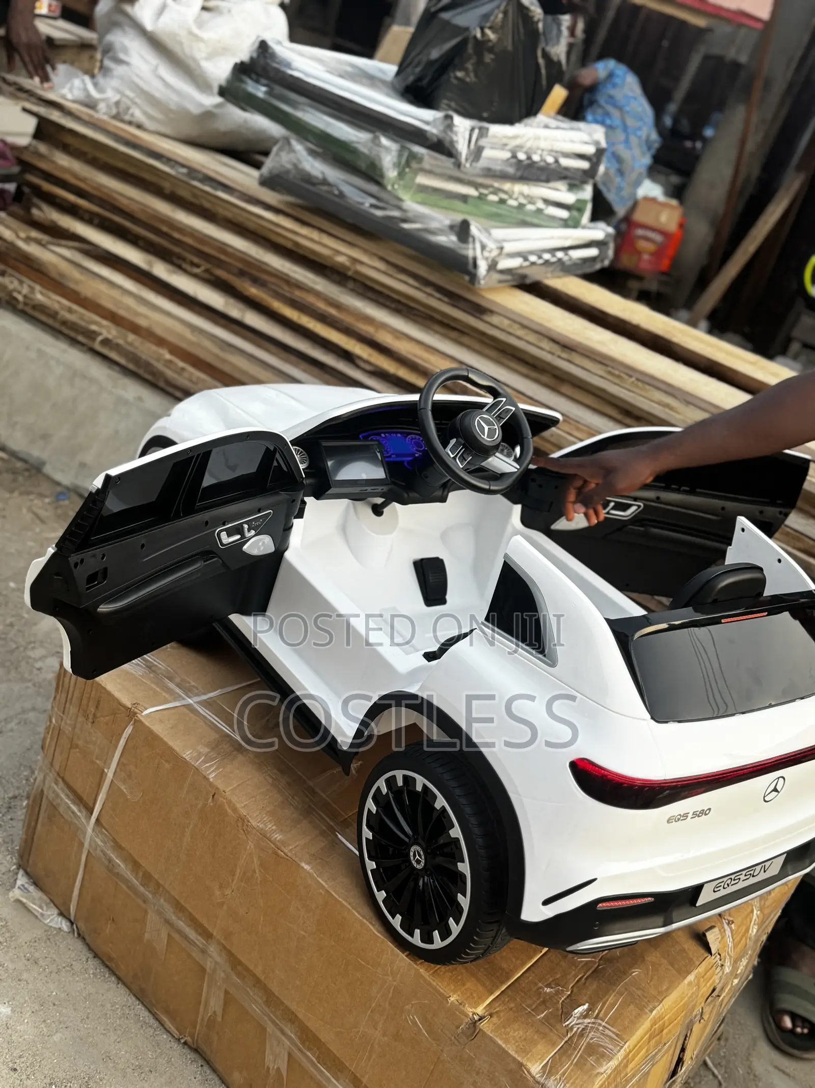 Mercedes Benz Children Ride on Rechargeable Car With Remote