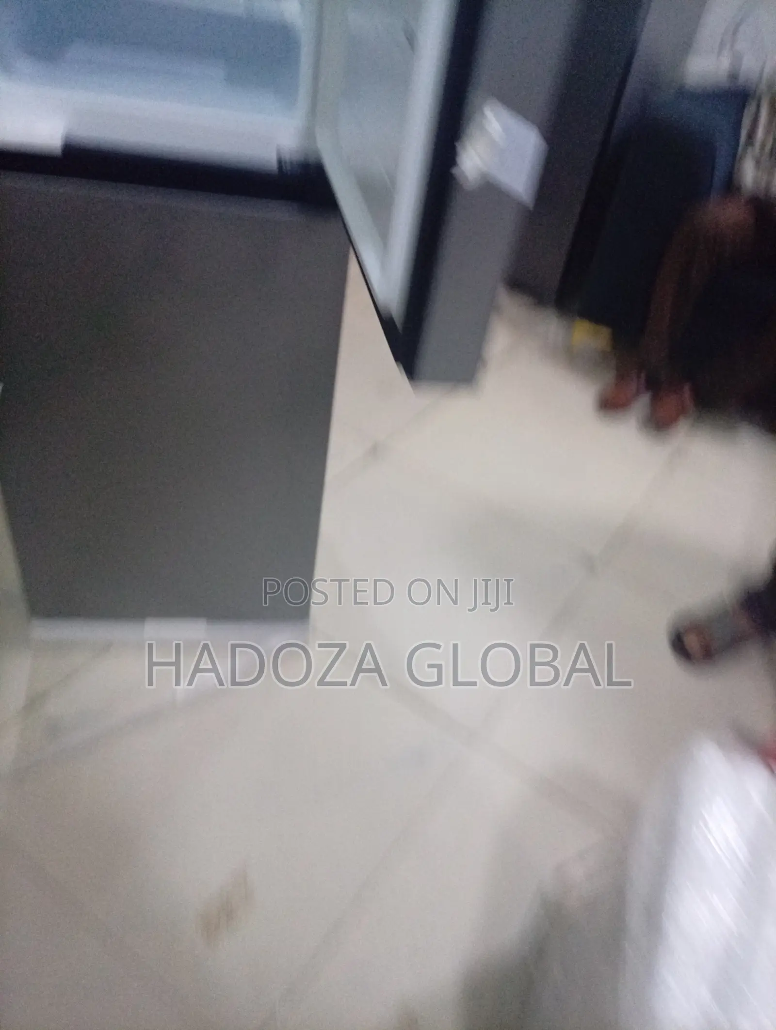 Hisense 172DR Refrigerator Modern Single Door Fridge