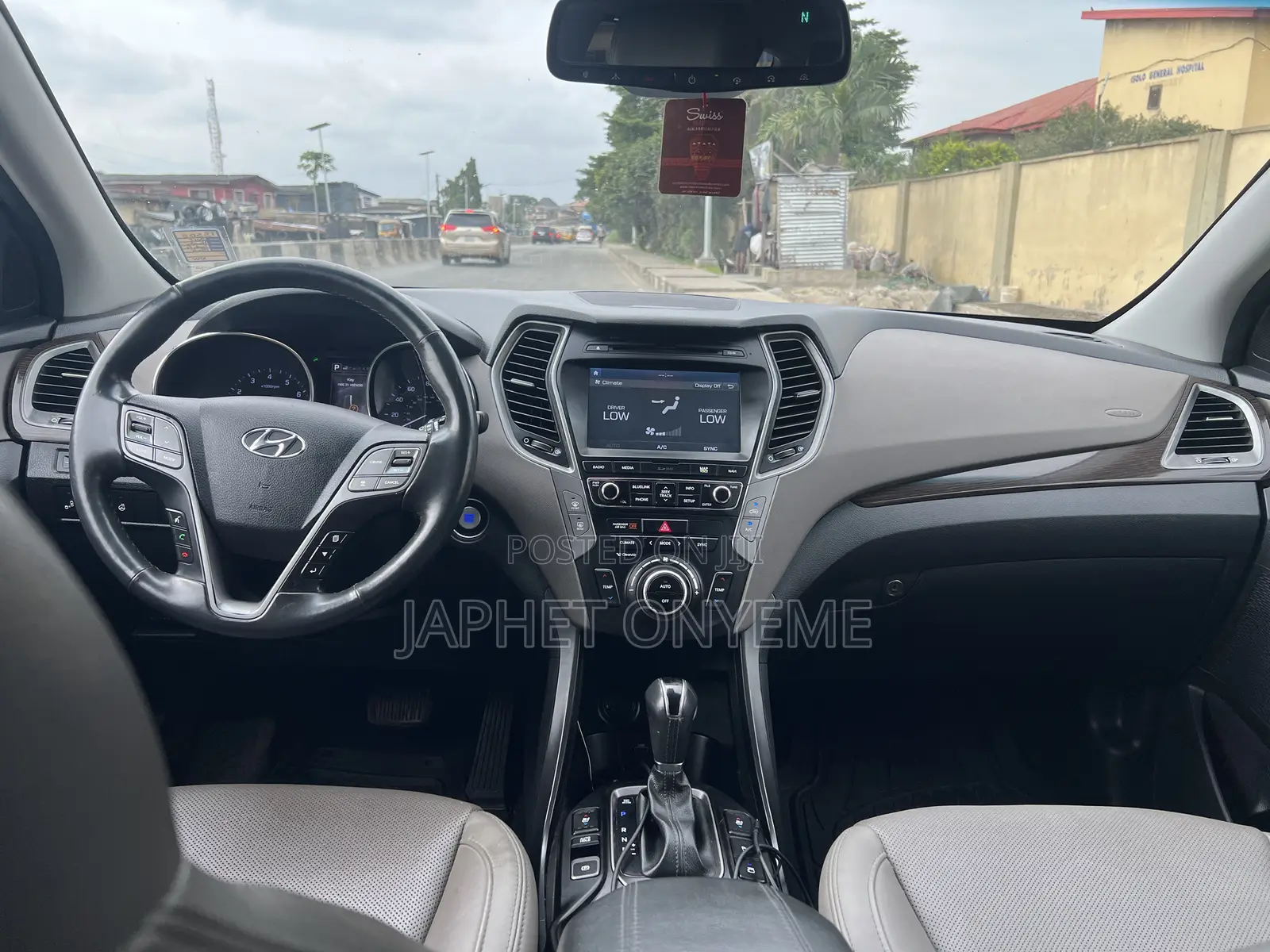 Hyundai Santa Fe SE Ultimate AWD 2017 Black