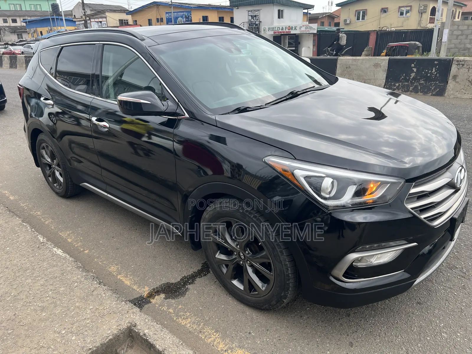Hyundai Santa Fe SE Ultimate AWD 2017 Black