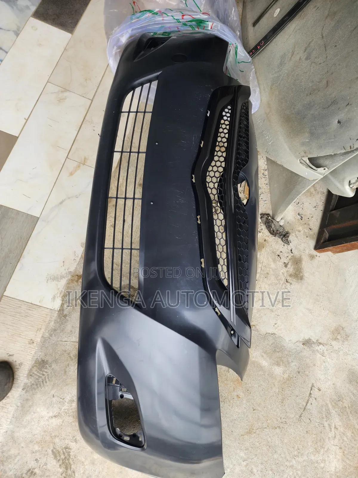 Complete Front Bumper Toyota Yaris 2008