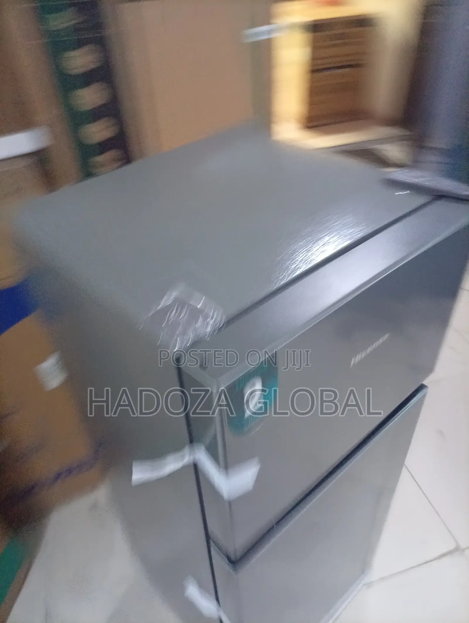 Hisense 172DR Refrigerator Neat and Stylish Cooling Appliance