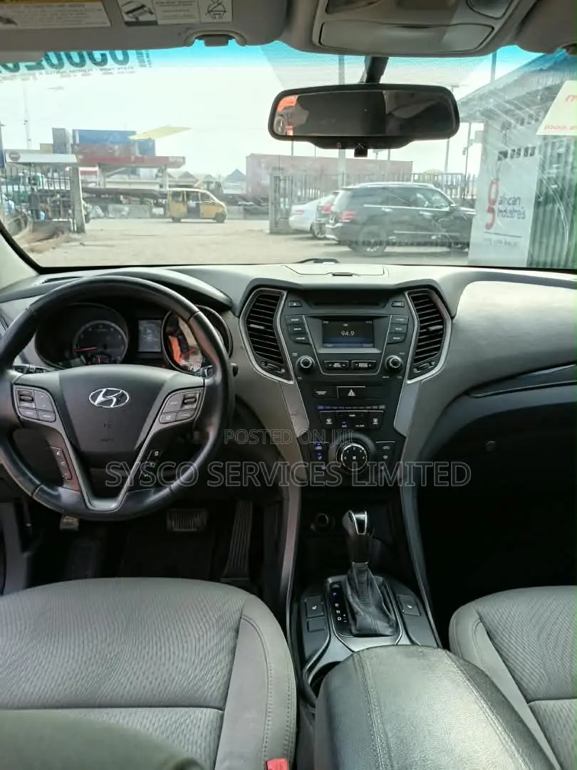 Hyundai Santa Fe 2013 Gray