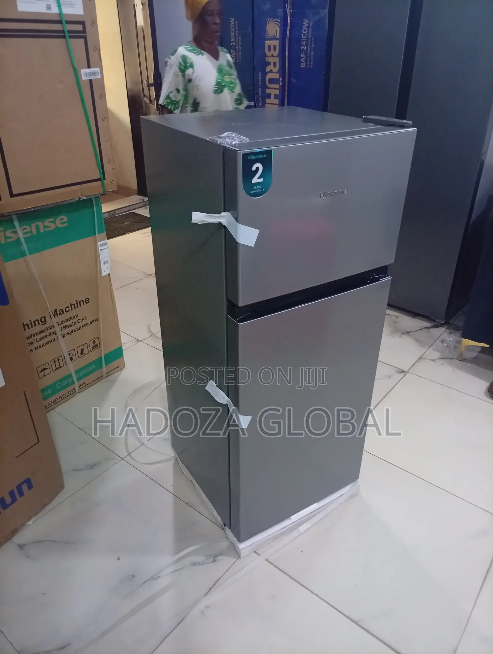 Hisense 172 DR Home Fridge With Spacious Storage Area