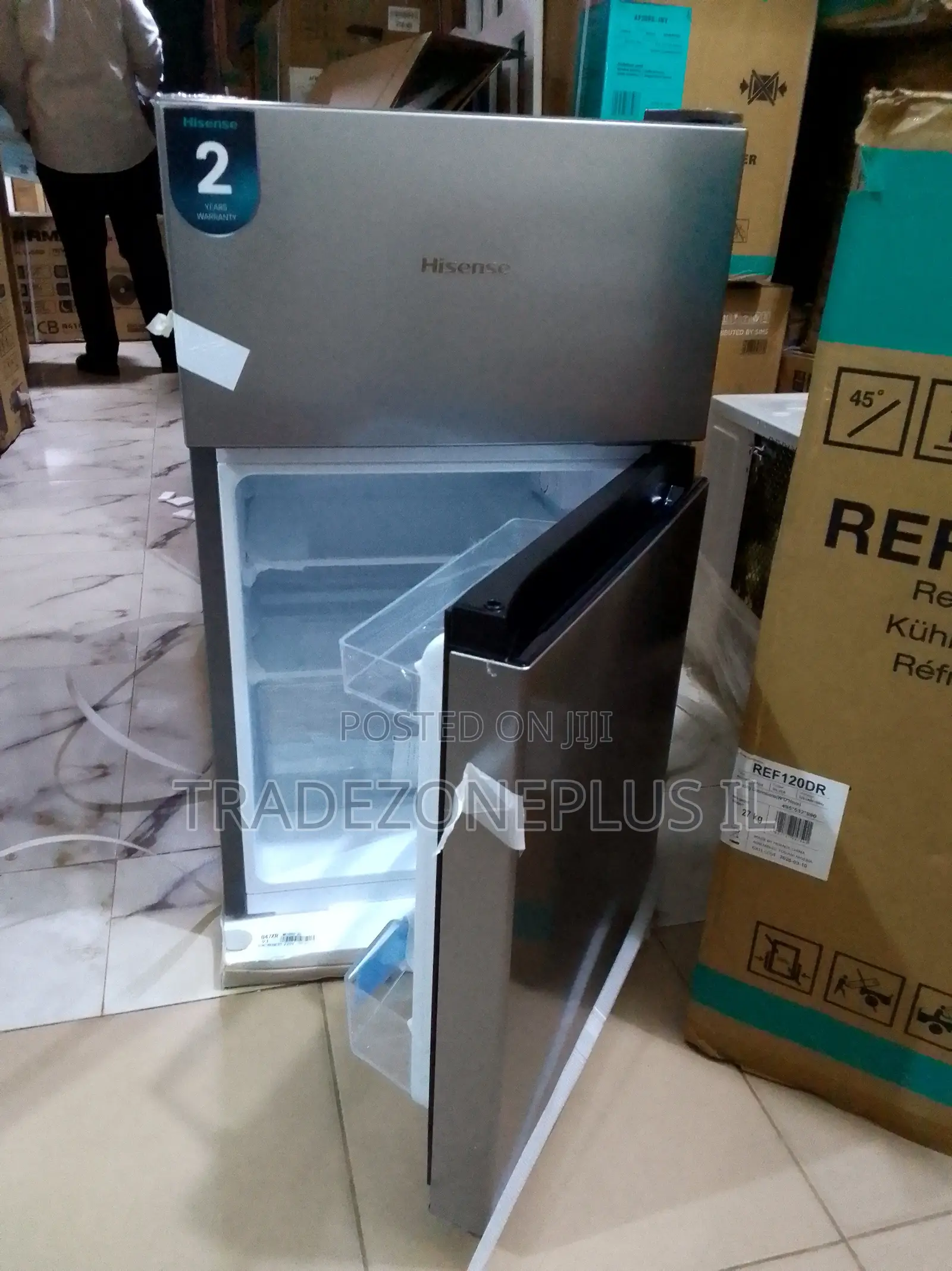 Refrigerate Meat, Vegetables, Snacks and Beverages With Hisense