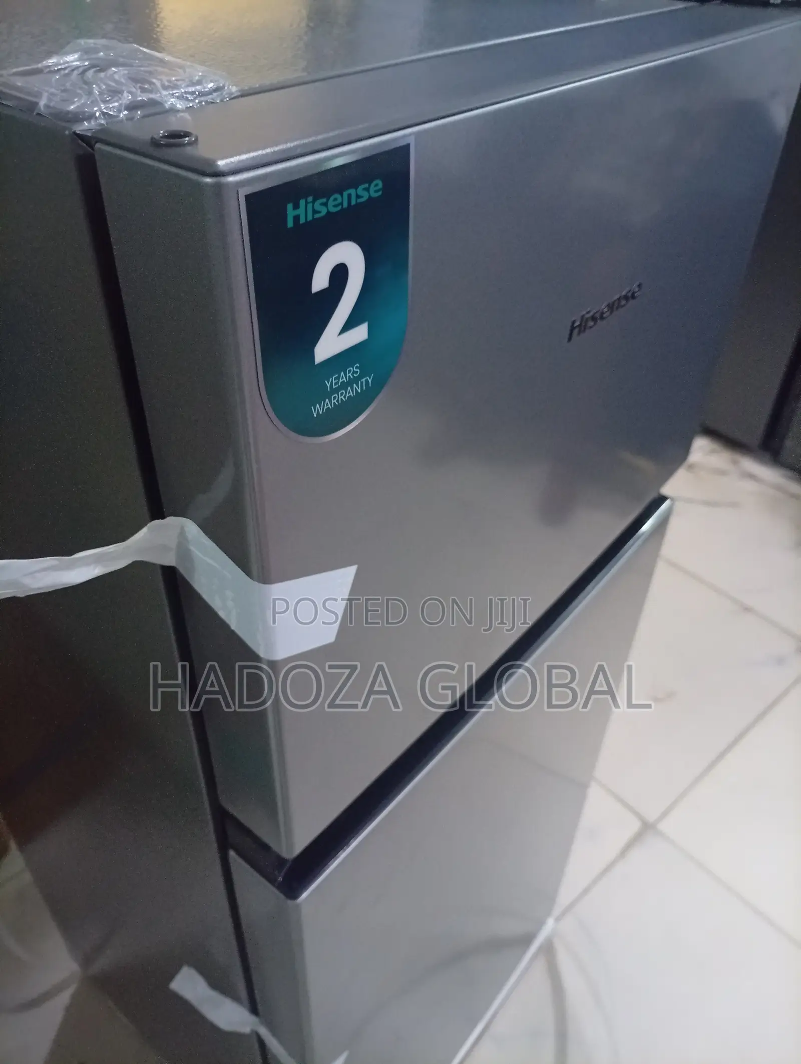 Hisense 172 DR Refrigerator Kitchen Appliance With Useful Storage