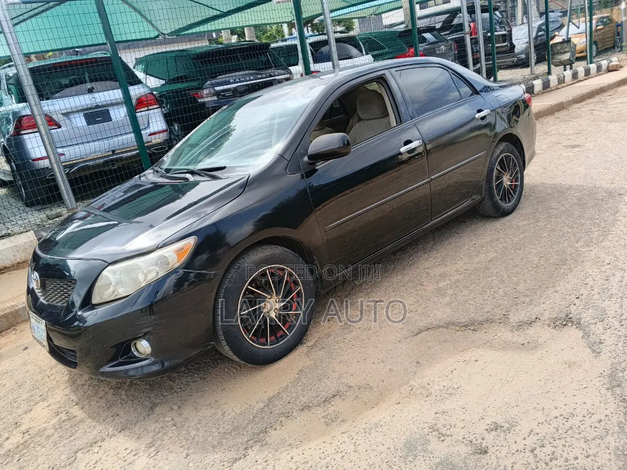 Toyota Corolla 2010 Black