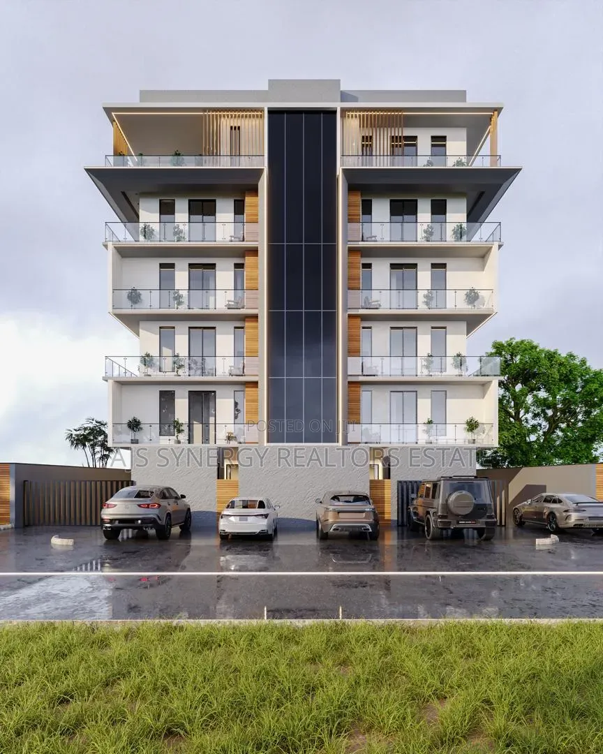 8bdrm Maisonette in Lekki Phase 1 for sale