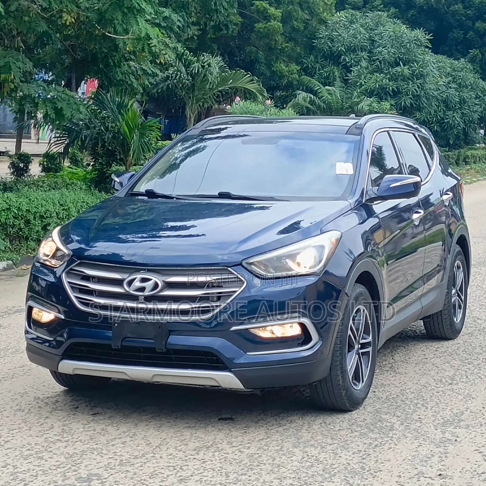 Hyundai Santa Fe SE AWD 2017 Blue
