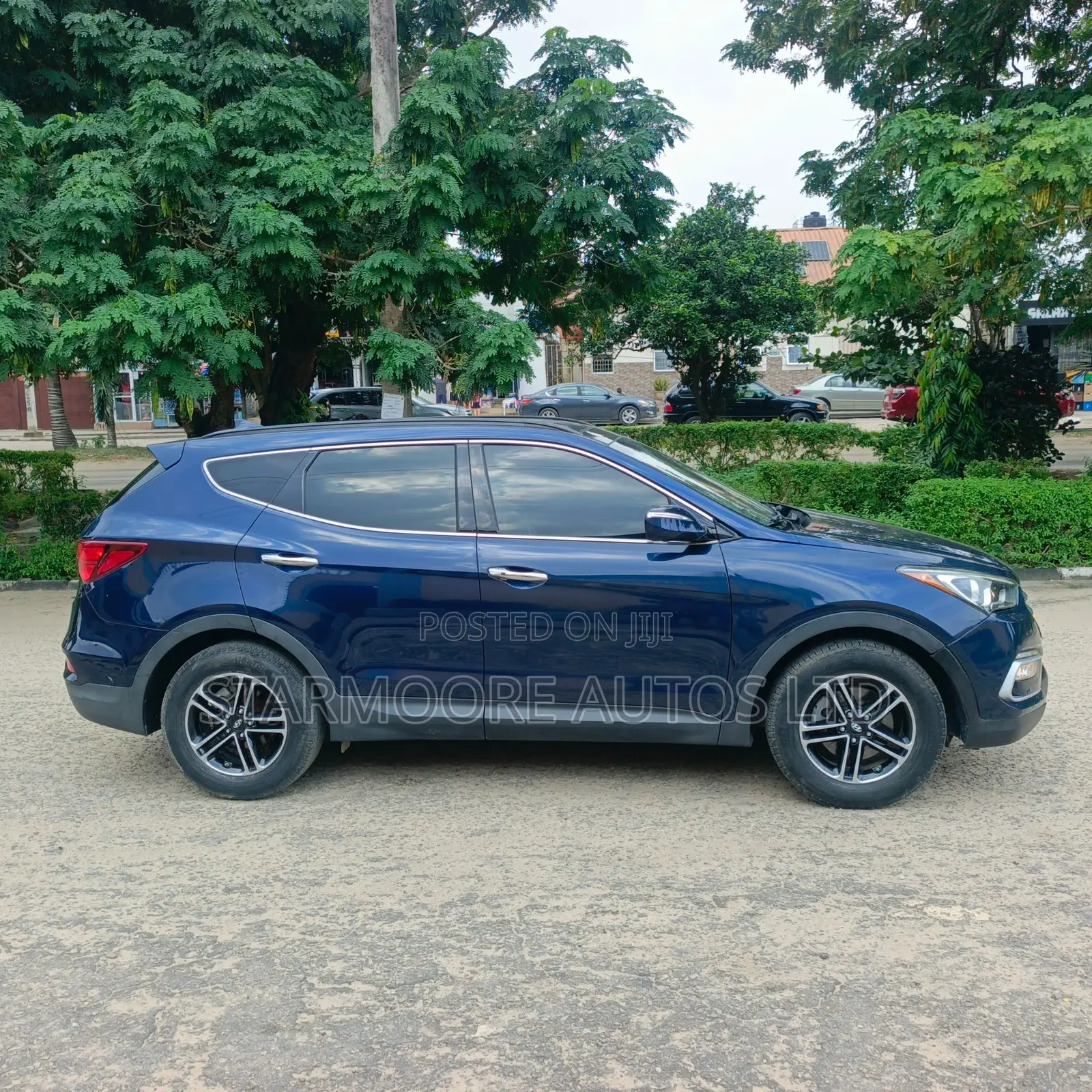 Hyundai Santa Fe SE AWD 2017 Blue
