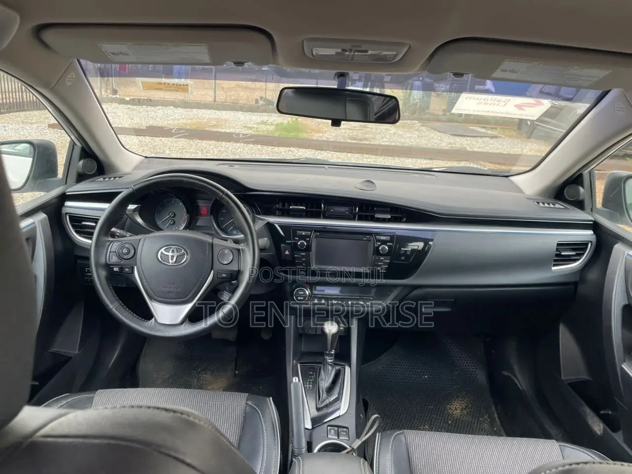Toyota Corolla 2015 White