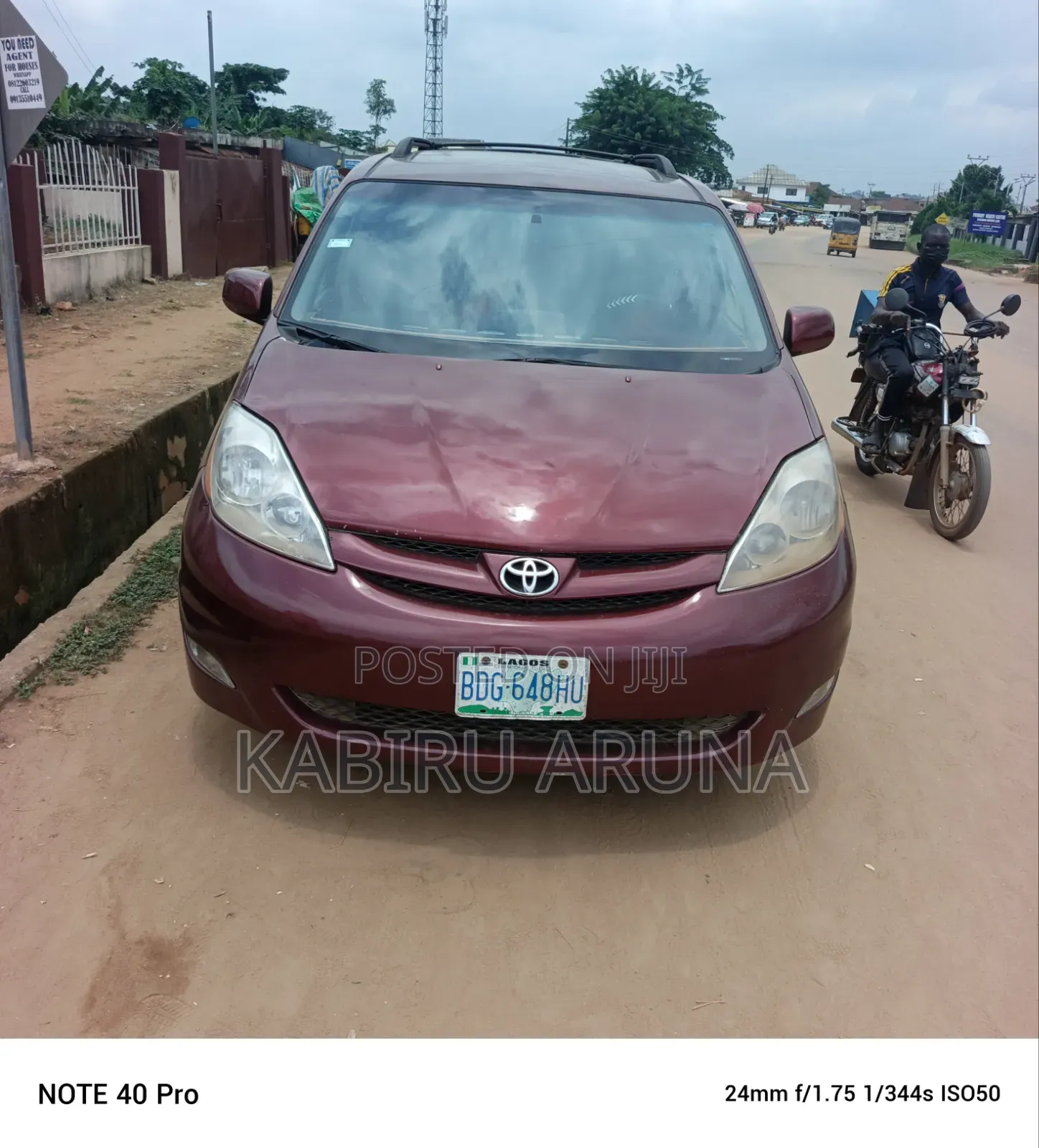 Toyota Sienna 2006 Red