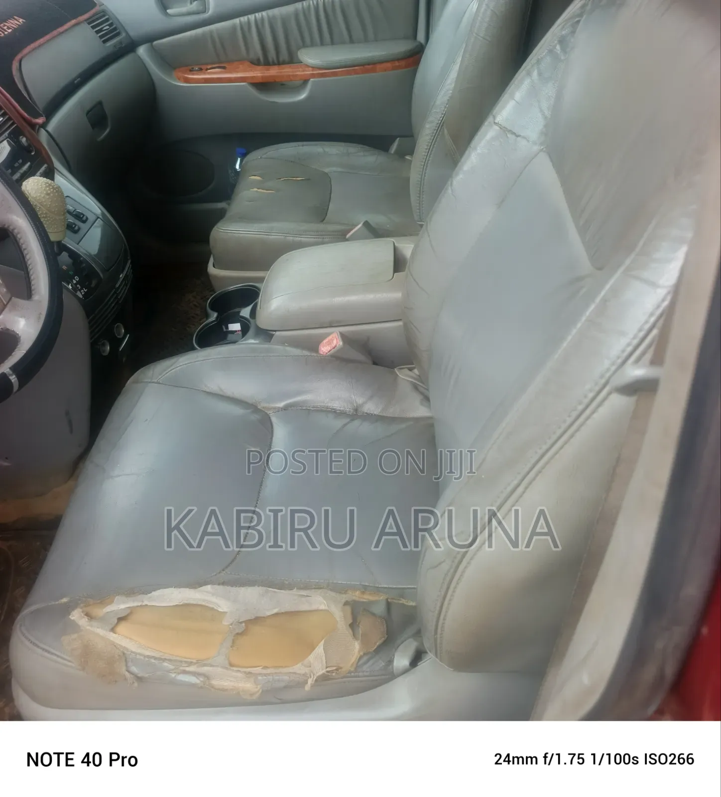 Toyota Sienna 2006 Red