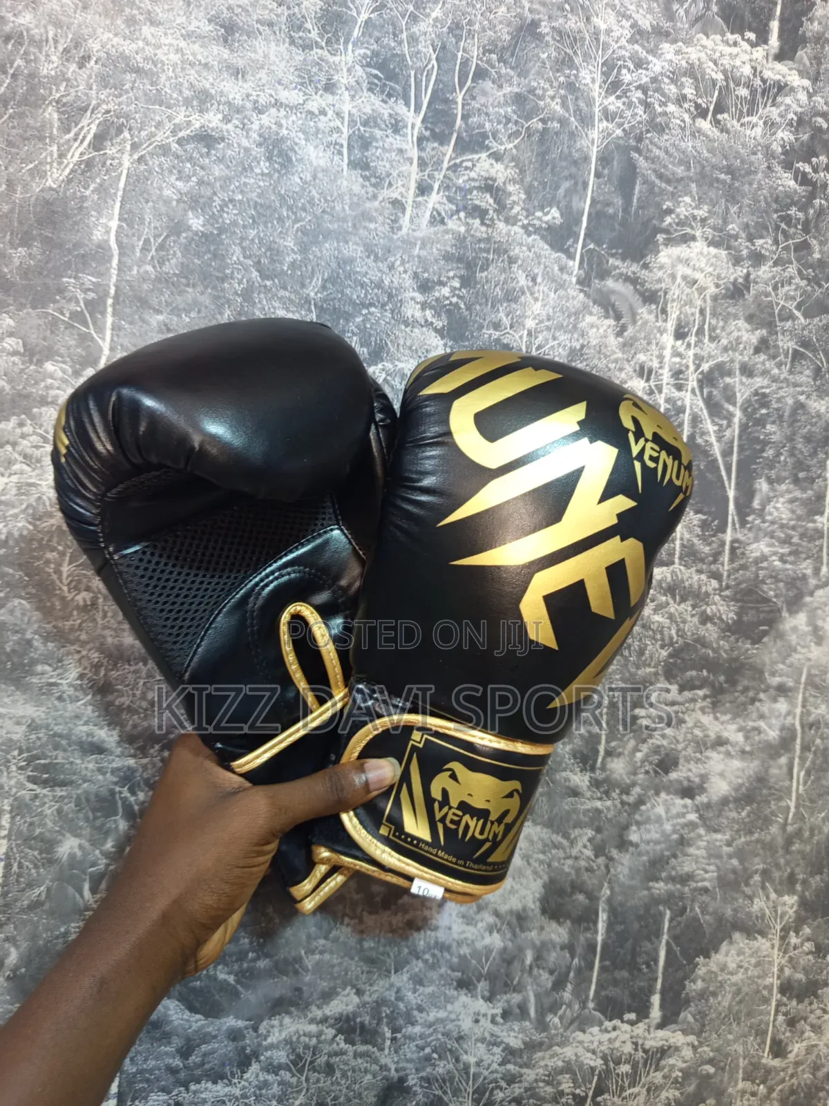 Venum Boxing Gloves Brand New