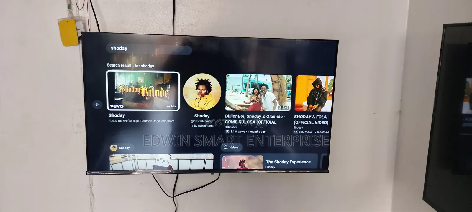 Hisense Vidda Frameless Smart Television