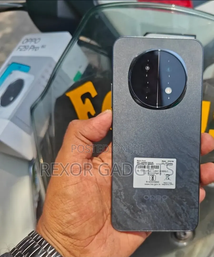 New Oppo F29 Pro 256 GB Black