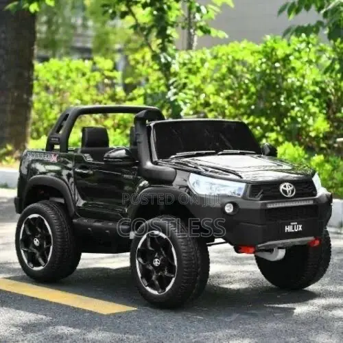 Black Toyota Hilux Children Car With Video Player