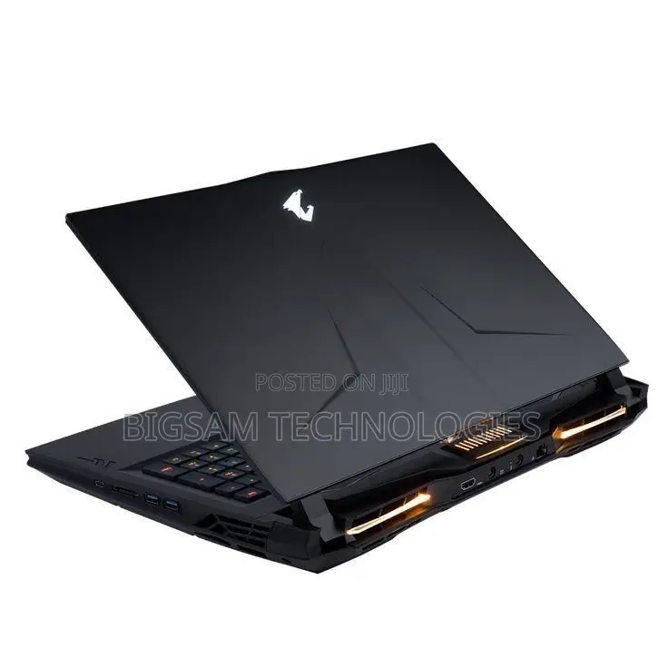 New Laptop MSI Vector 16 HX AI A2XWIG 32GB Intel Core Ultra 9 SSD 2T