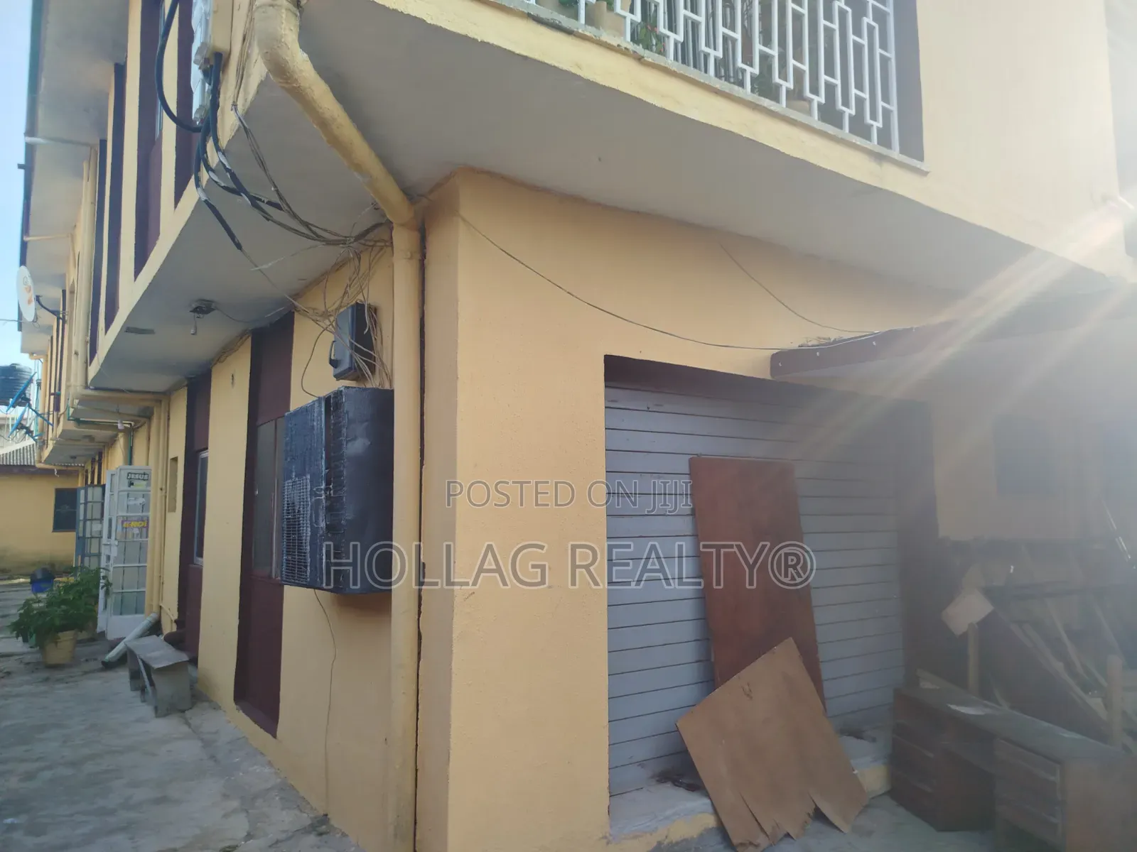 13bdrm House in Ago Palace for sale