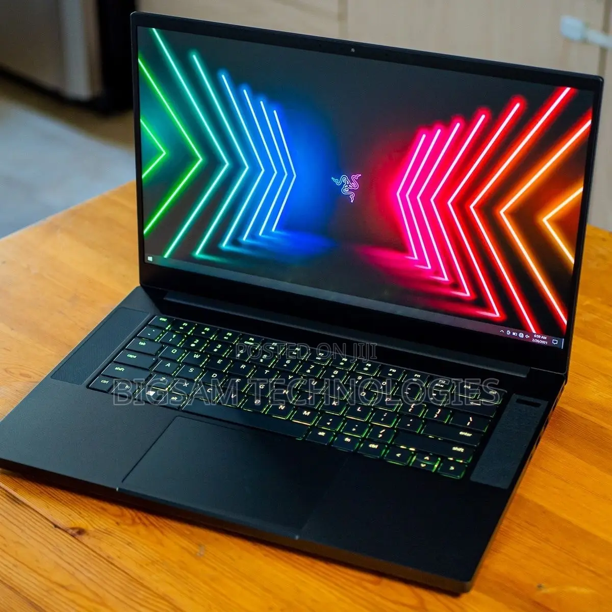 New Laptop MSI Vector 16 HX AI A2XWIG 32GB Intel Core Ultra 9 SSD 2T