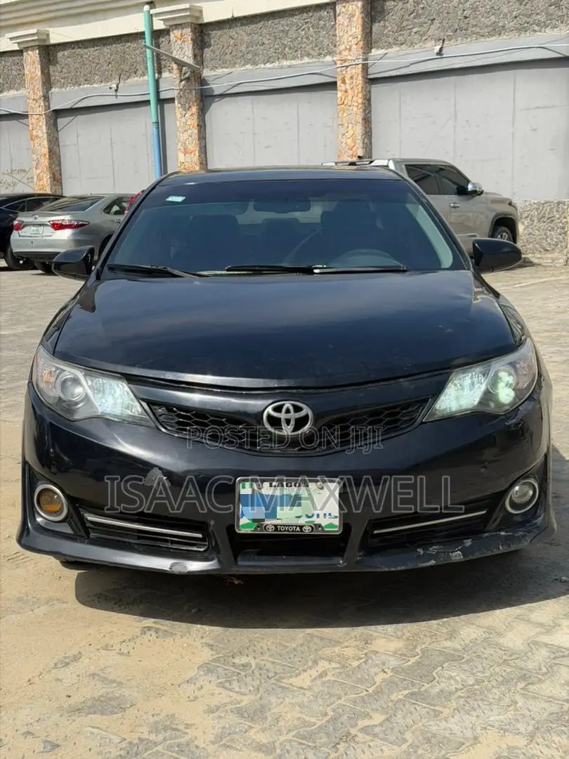 Toyota Camry 2012 Black