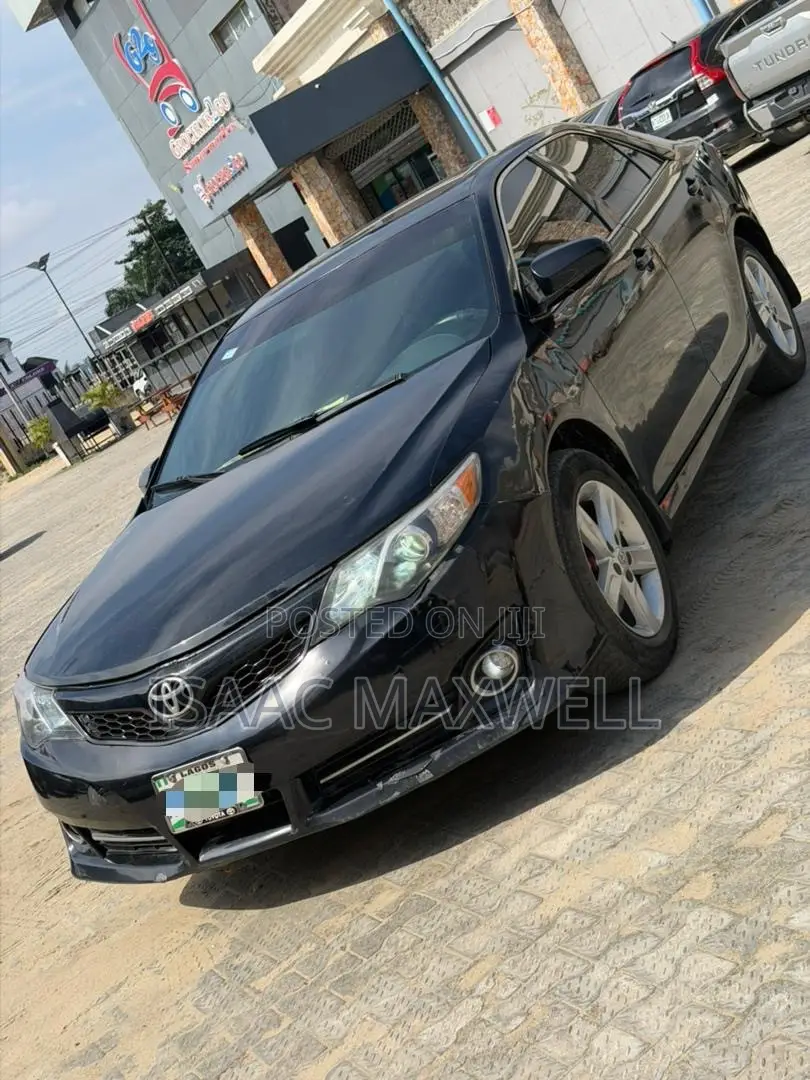 Toyota Camry 2012 Black