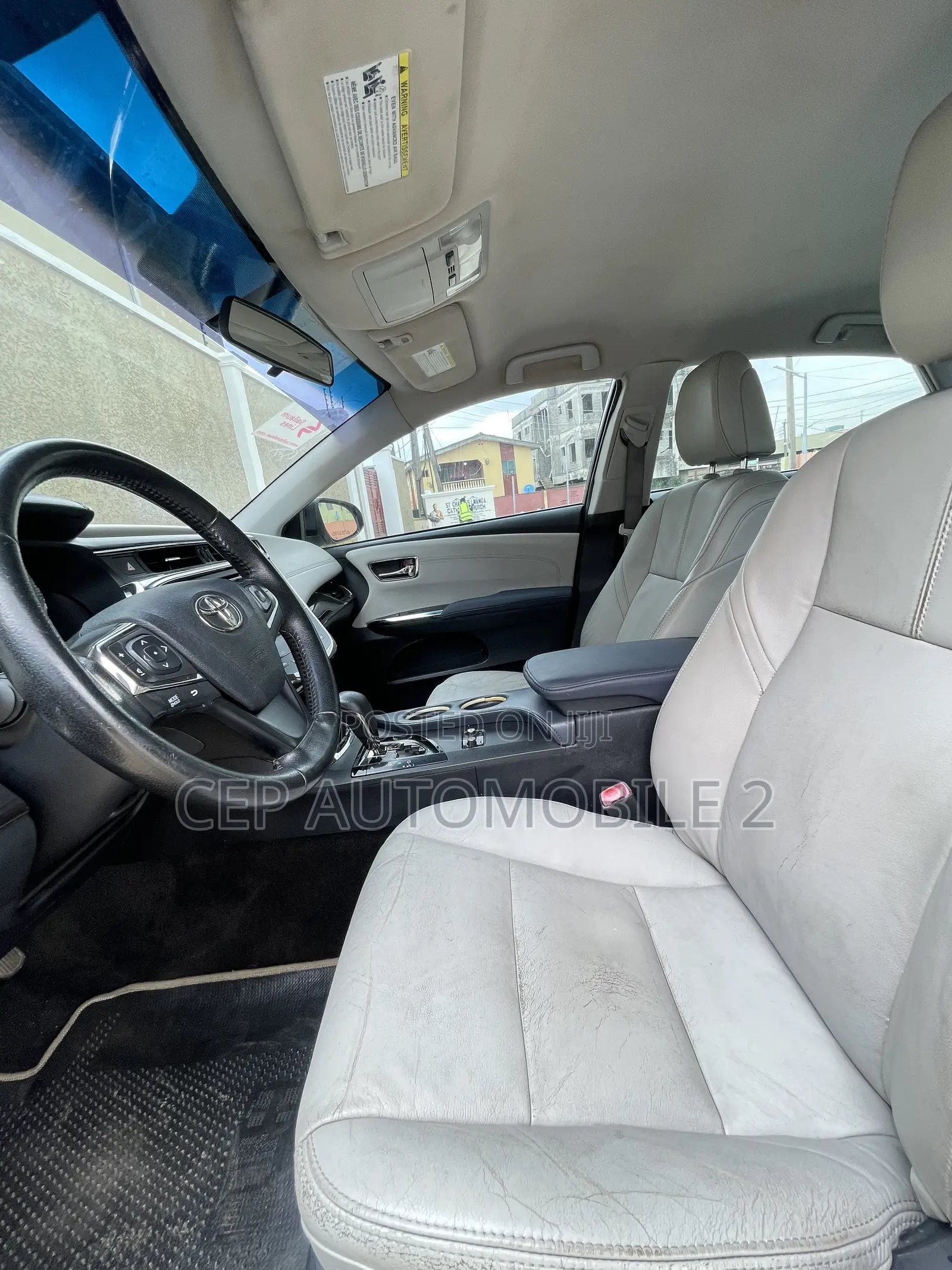 Toyota Avalon XLE Sedar FWD (3.5L 6cyl 6A) 2013 Silver