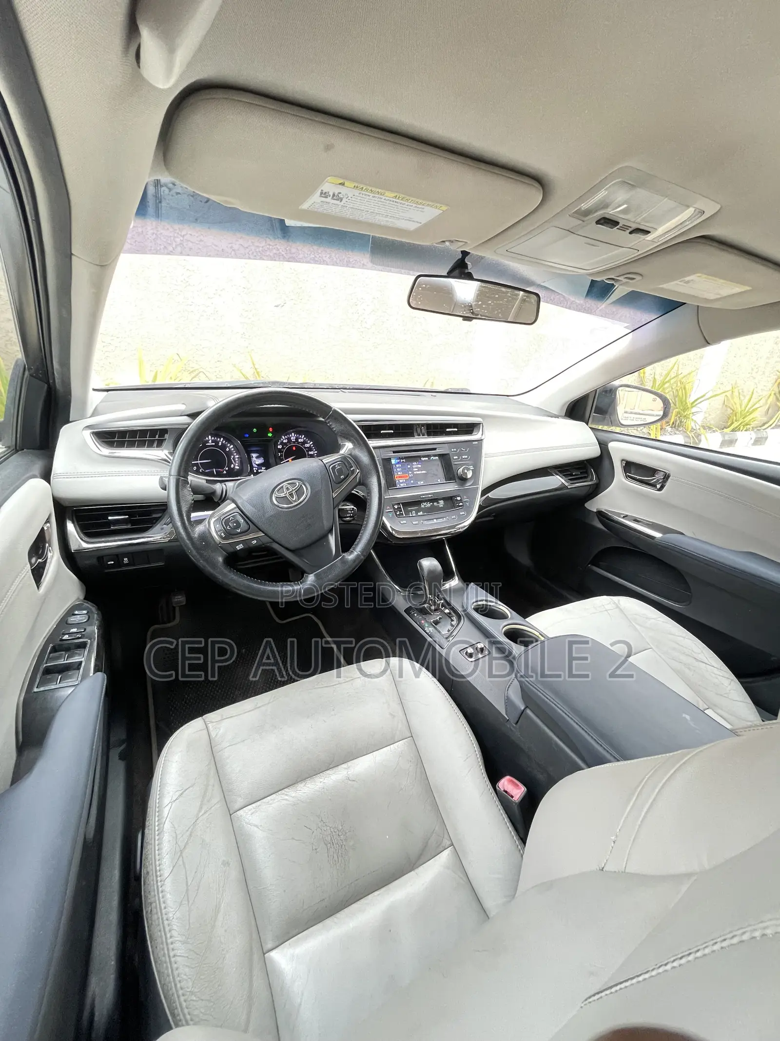 Toyota Avalon XLE Sedar FWD (3.5L 6cyl 6A) 2013 Silver
