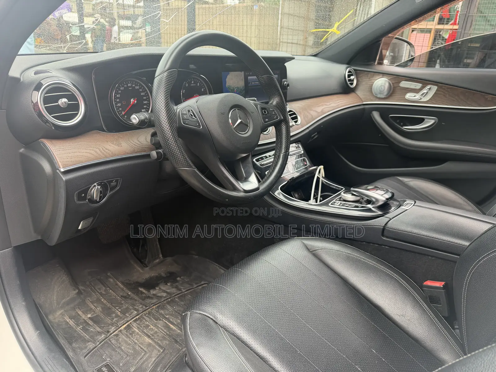 Mercedes-Benz E300 2017 White