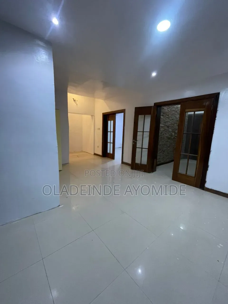 Mini Flat in Lekki Phase 1 for rent