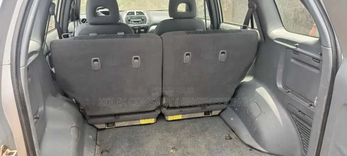 Toyota RAV4 2005 Silver