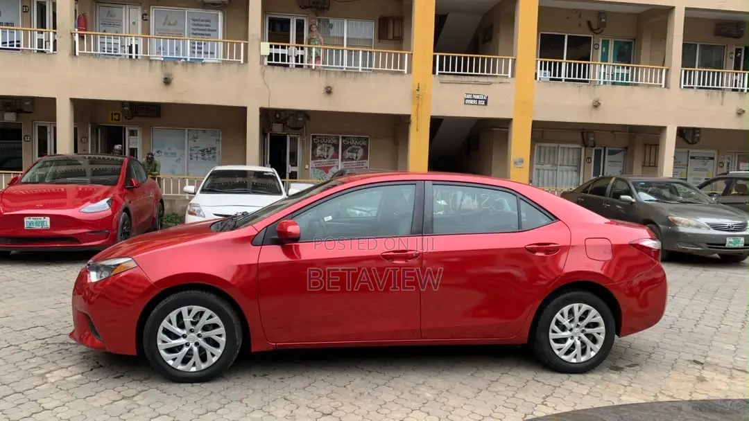 Toyota Corolla L 4dr Sedan (1.8L 4cyl 4A) 2014 Red