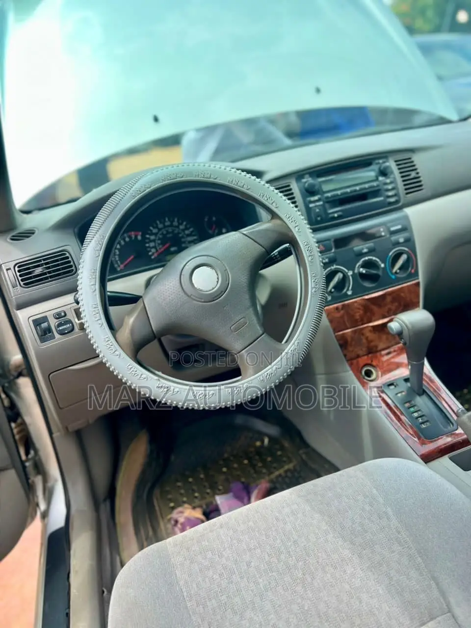 Toyota Corolla 2004 Gold
