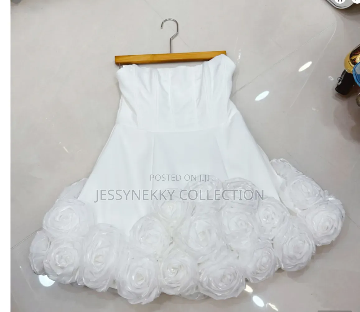 Quality Luxurious Ladies Party Dress