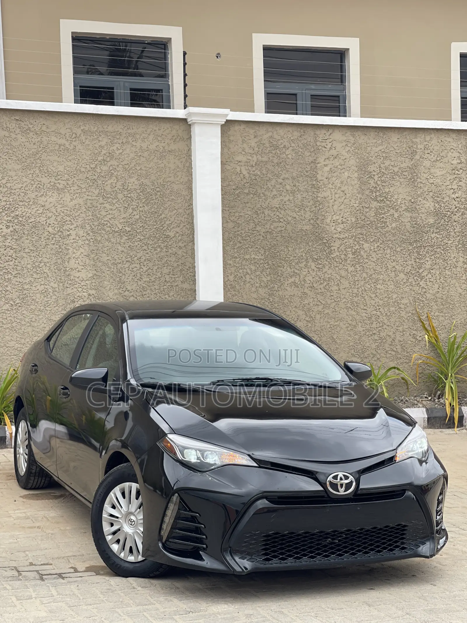 Toyota Corolla LE 4dr Sedan (1.8L 4cyl CVT) 2016 Black