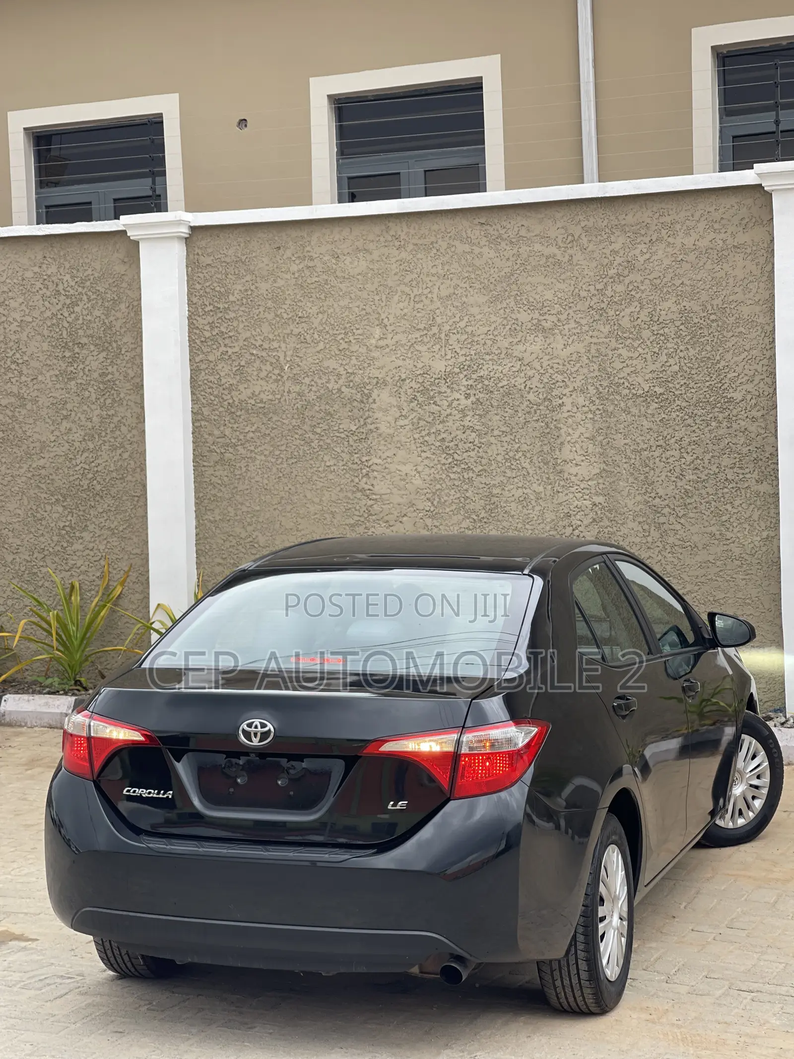 Toyota Corolla LE 4dr Sedan (1.8L 4cyl CVT) 2016 Black
