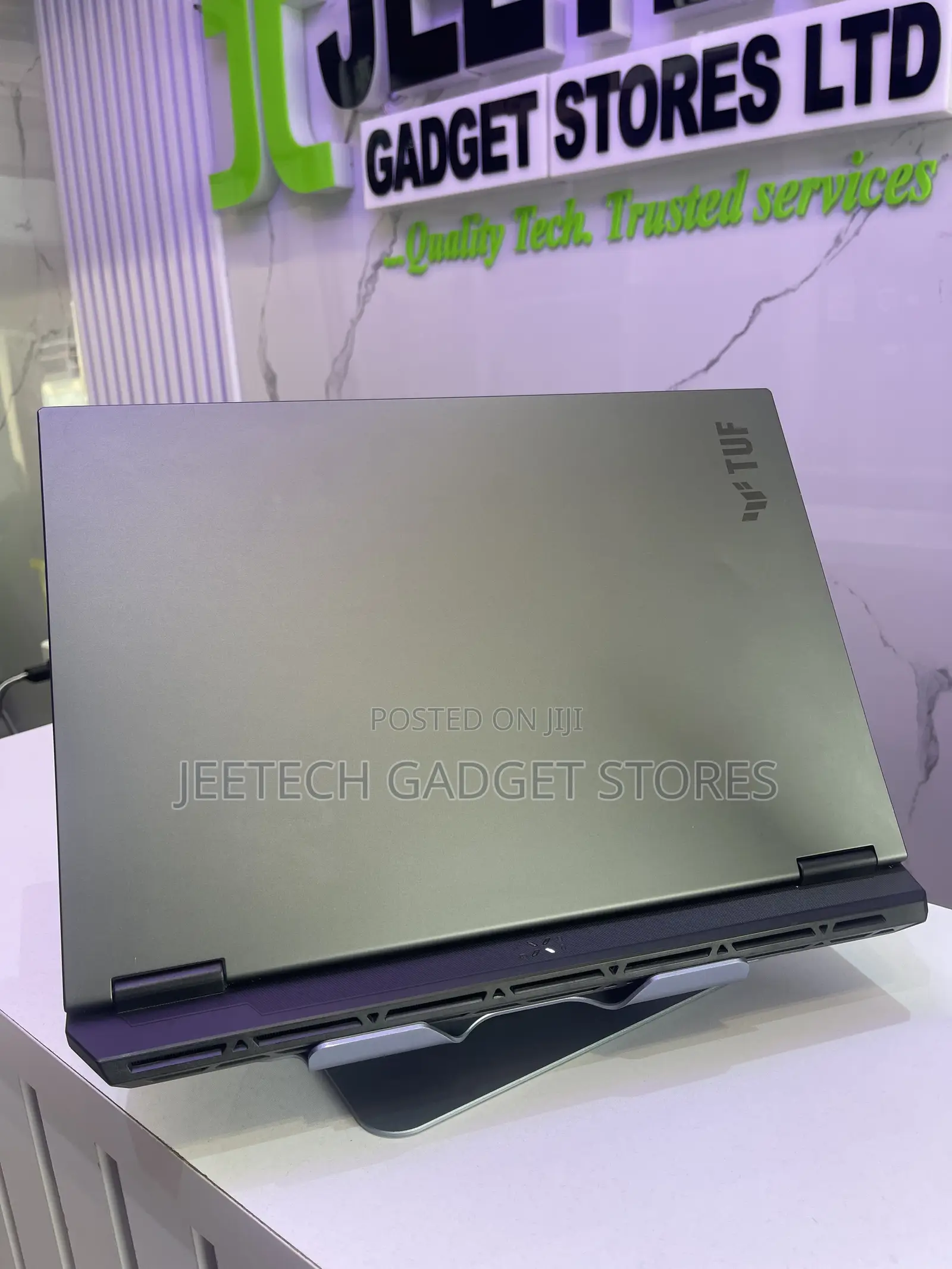 Laptop Asus TUF Gaming A16 32GB AMD Ryzen 9 SSD 1T